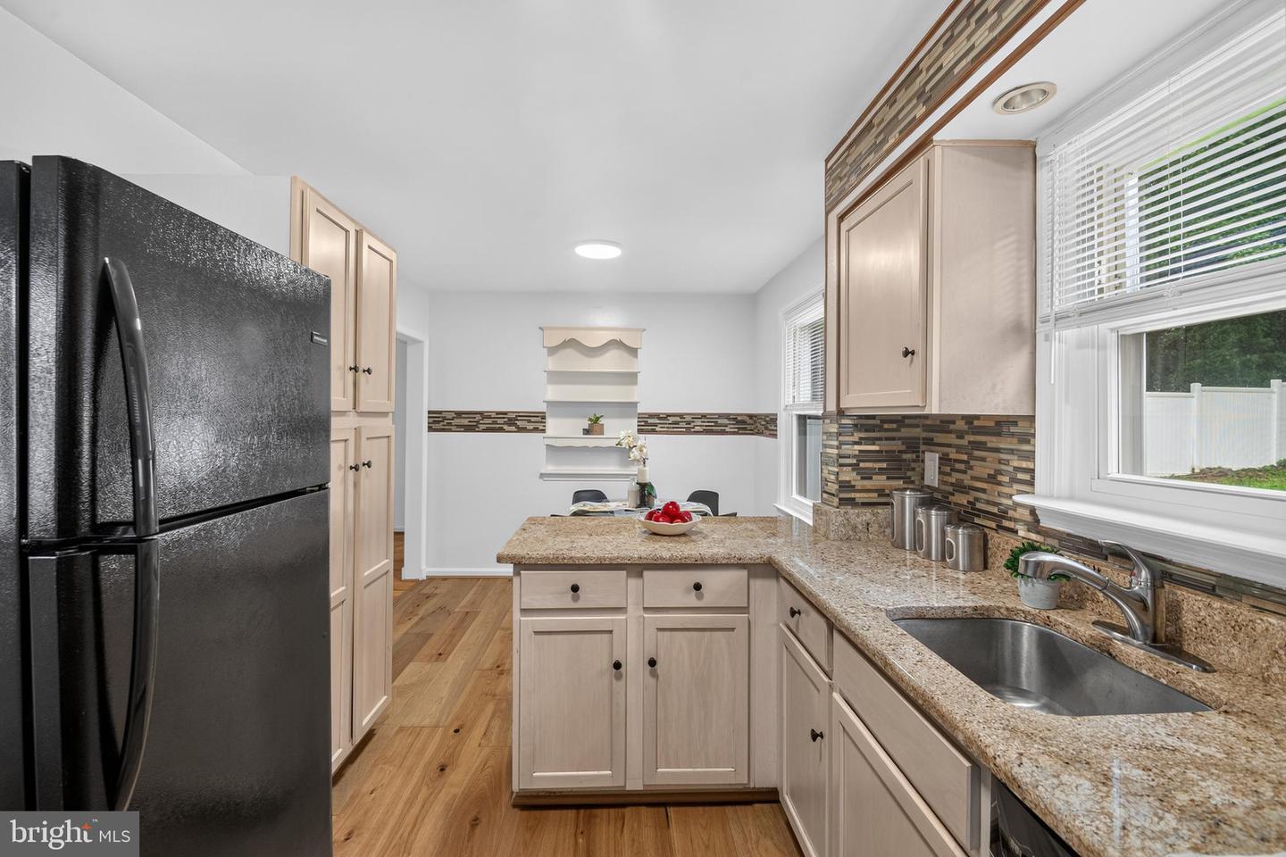 1910 Park Pl, Gwynn Oak, MD 21207 &mdash; Photo 6